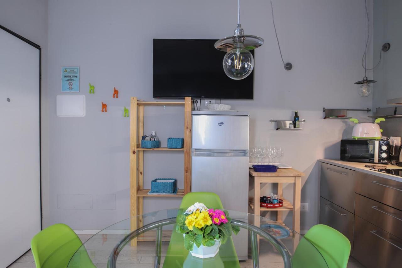 Central Apartment Close To Food And Shopping โบโลญญา ภายนอก รูปภาพ